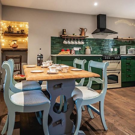 Luxury Cottage With Mountain View'S Cononbridge Ngoại thất bức ảnh